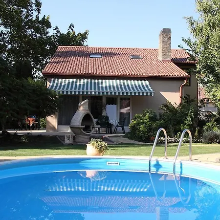 Holiday home Aba Wellness House